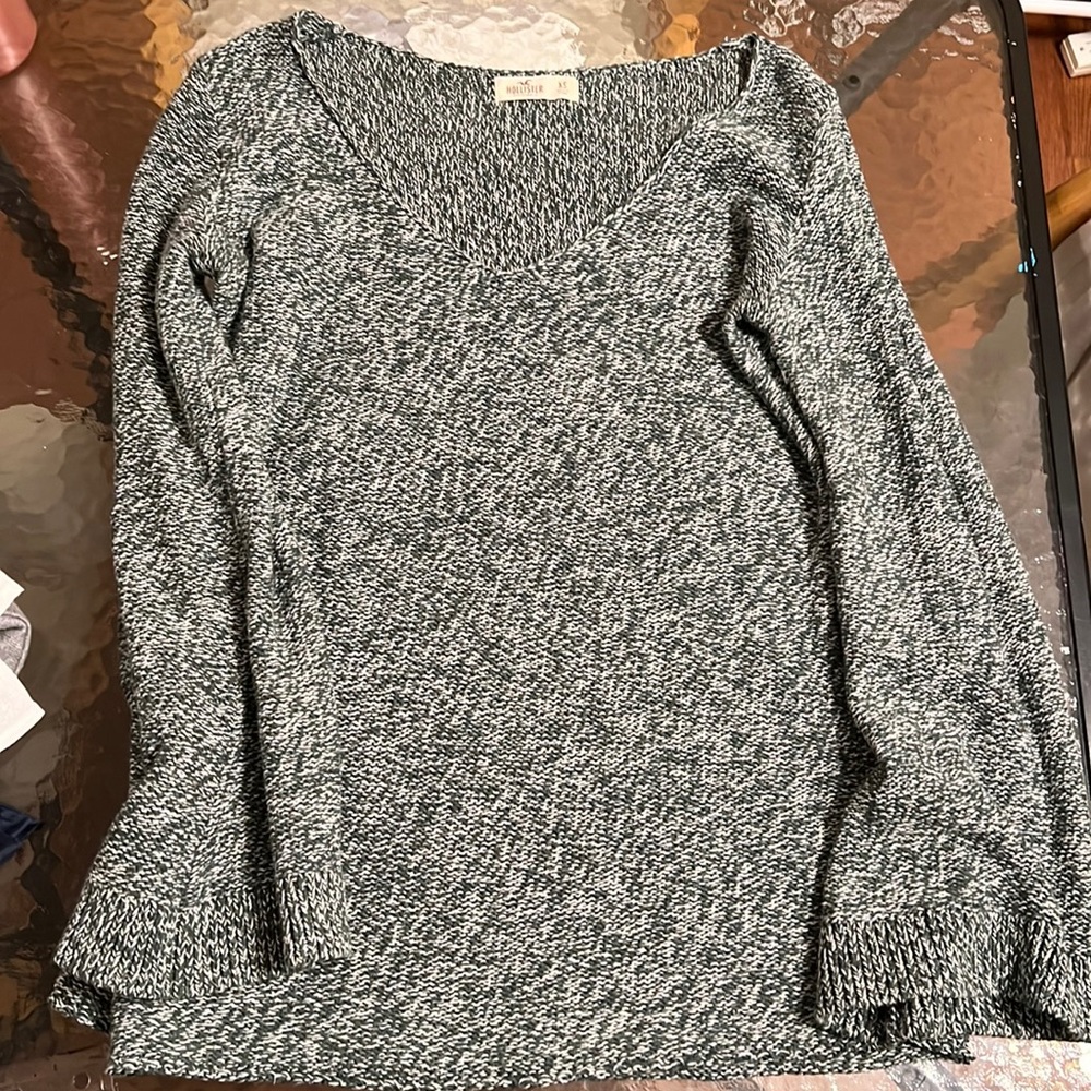 Hollister sweatshirt